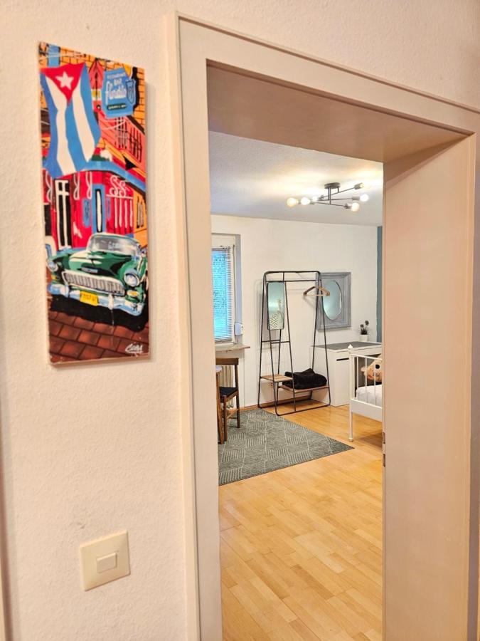 Doppelzimmer 2 I Geteiltes Bad & Kueche I Mit Dem Zug Nur 4 Min Bis Zum Hauptbahnhof Freiburg Bagian luar foto